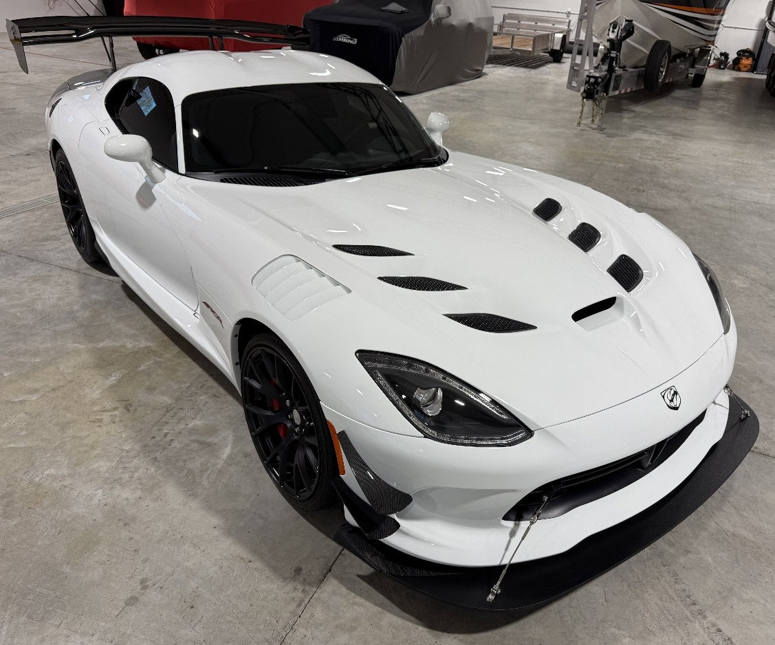 Used 2017 Dodge Viper ACR w/ Extreme Aero Package image 1