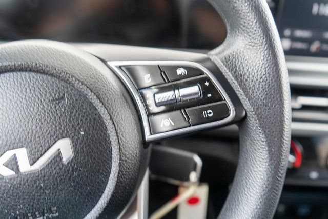 Used 2024 Kia Seltos LX AWD/4WD image 23