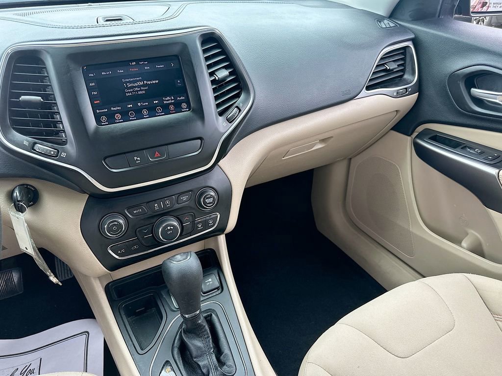 Used 2020 Jeep Cherokee Latitude image 19