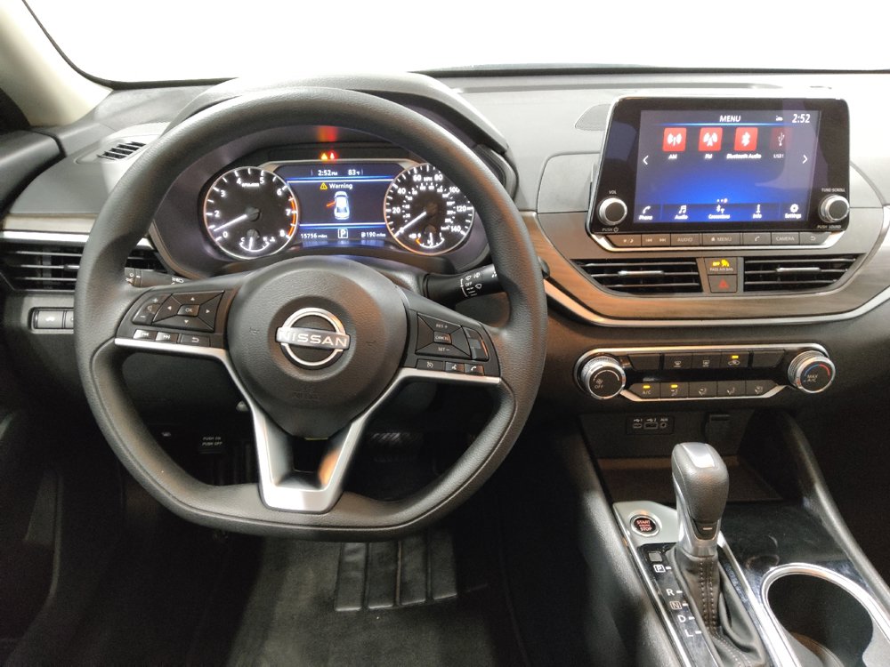 Used 2024 Nissan Altima 2.5 SV FWD image 22