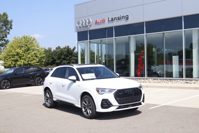 New 2025 Audi Q3 2.0T Premium