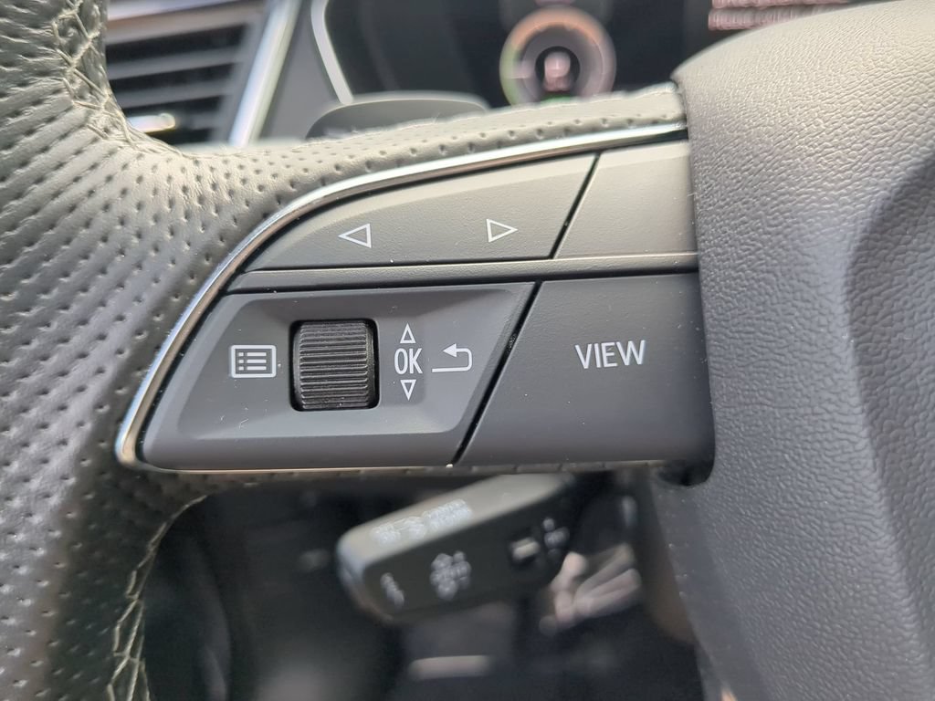 Used 2023 Audi Q5 e Prestige w/ Prestige Package AWD/4WD image 31