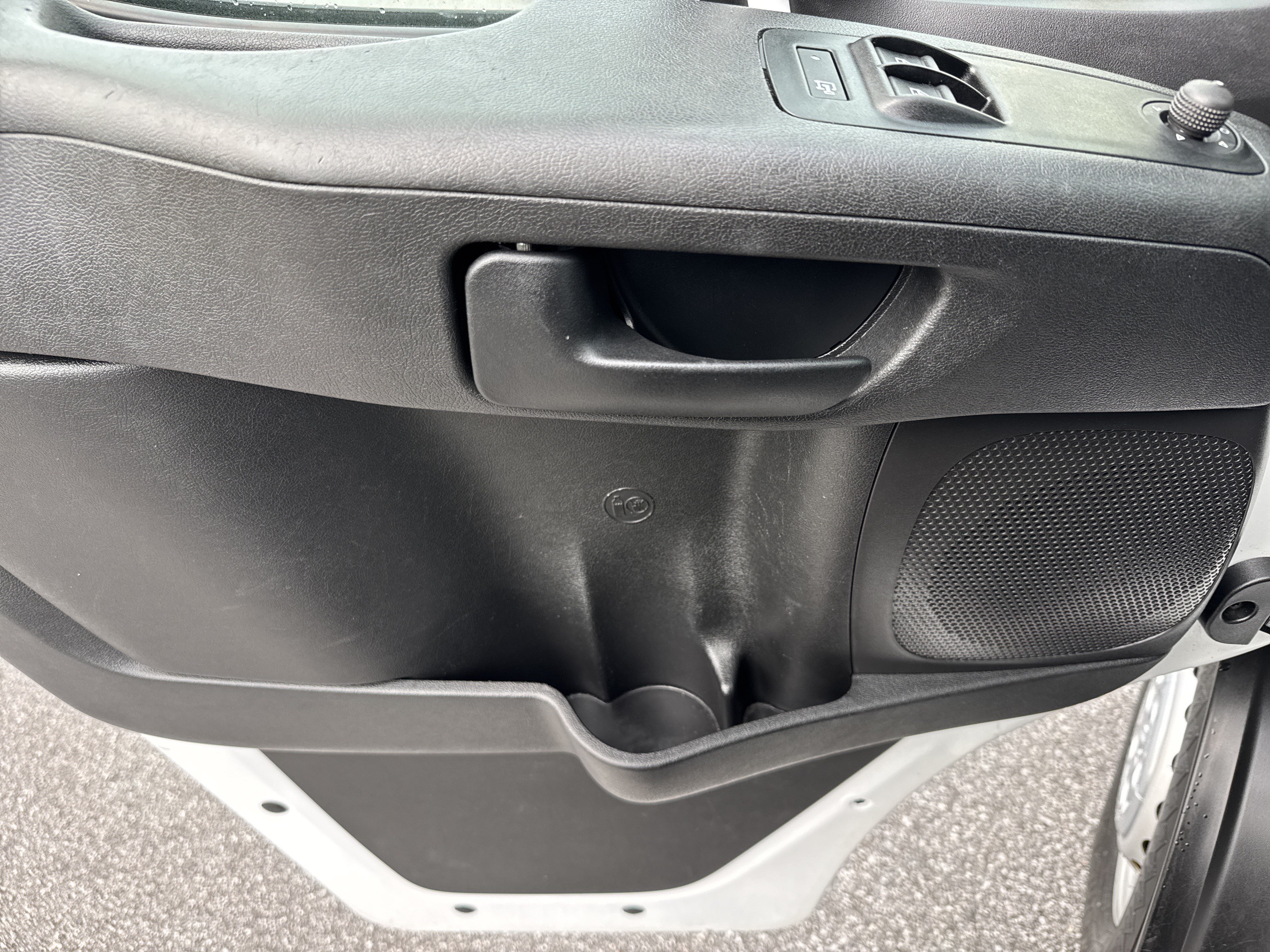 Used 2023 RAM ProMaster 2500 FWD image 16