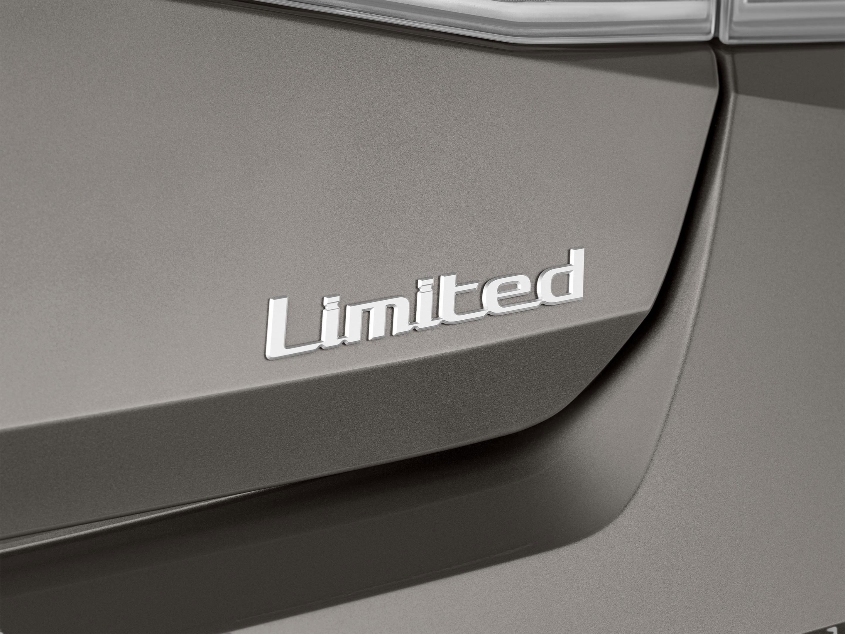 New 2026 Hyundai Elantra Limited FWD image 50