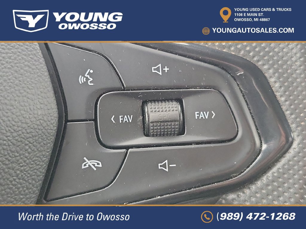 Used 2025 Chevrolet Trax LS w/ LS Convenience Package FWD image 16