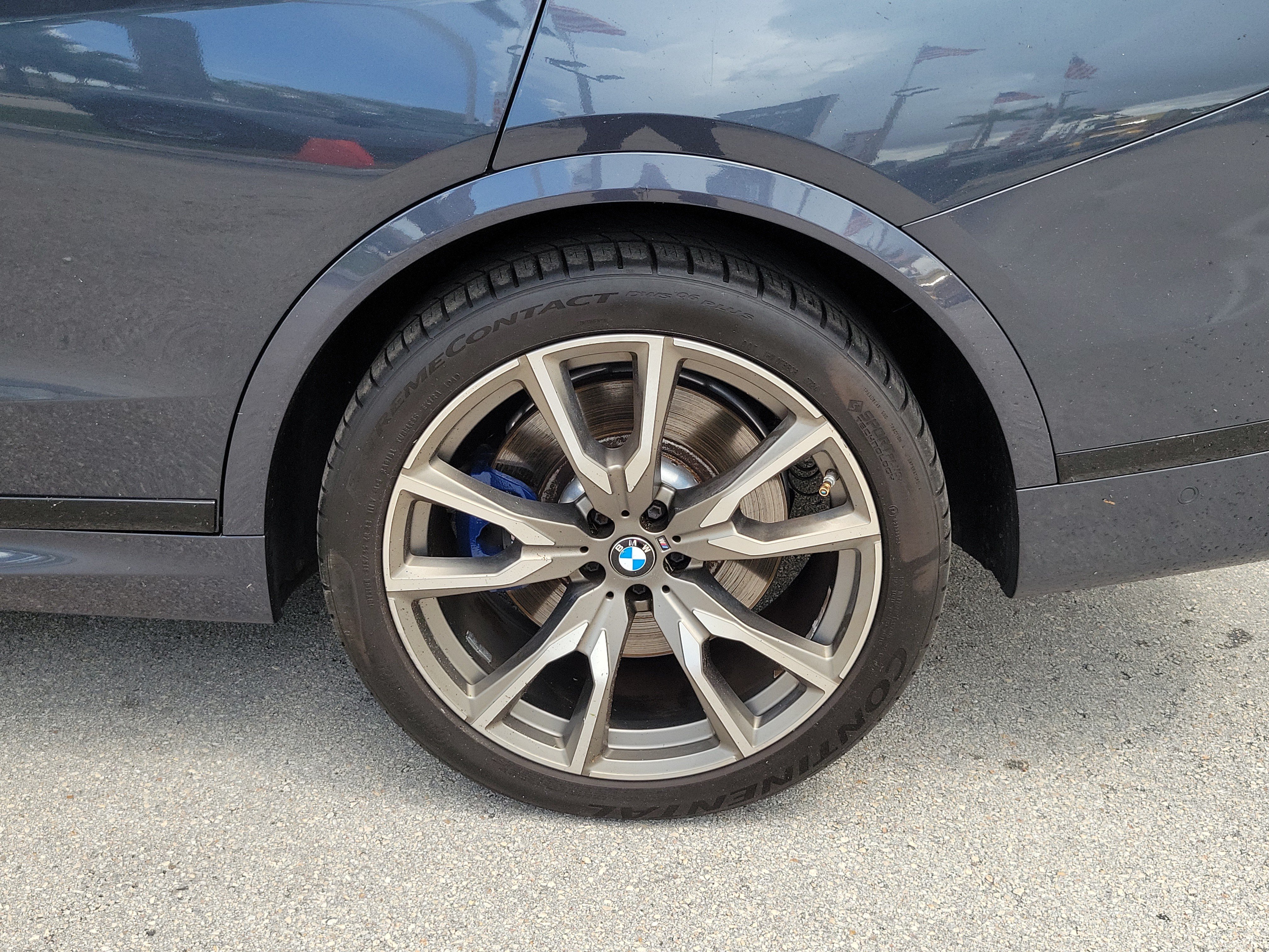 Used 2022 BMW X7 M50i w/ Dynamic Handling Package AWD/4WD image 30
