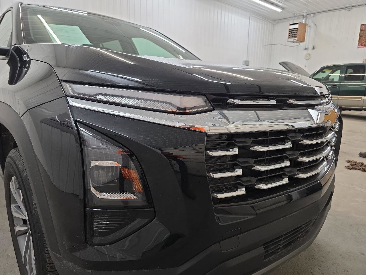 Used 2025 Chevrolet Equinox LT image 24