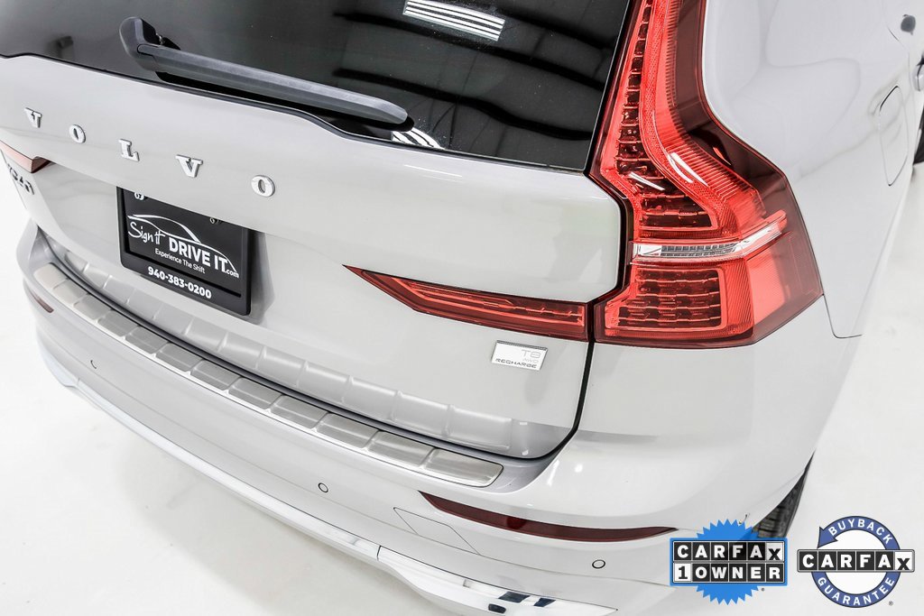 Used 2022 Volvo XC60 T8 Inscription Expression w/ Advanced Package image 9