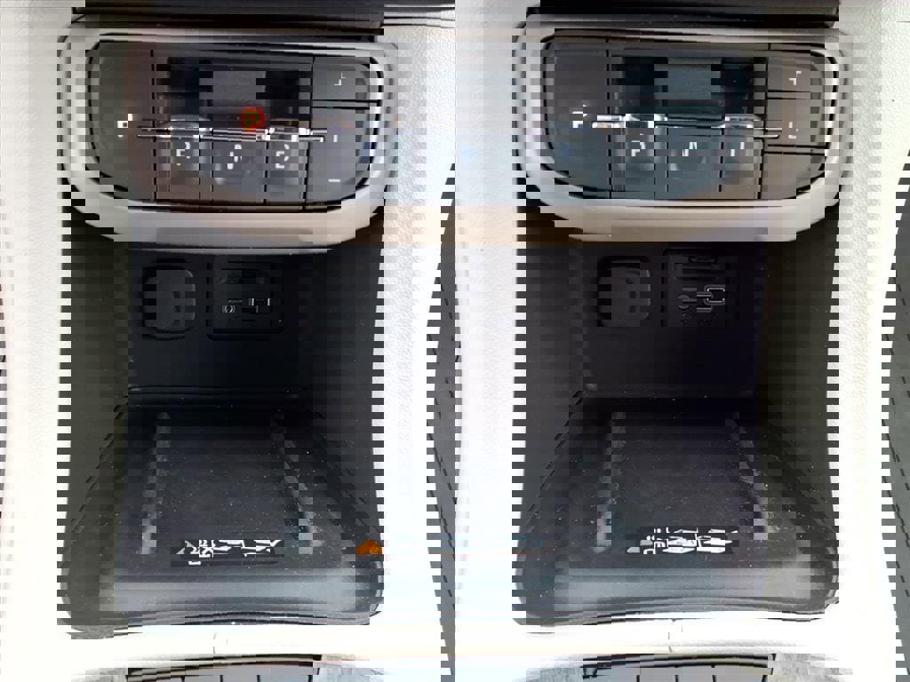 Used 2023 GMC Acadia Denali w/ Denali Technology Package image 14