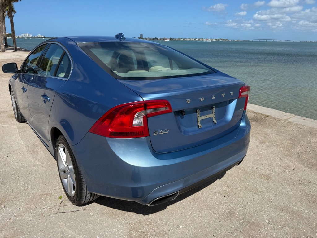 Used 2014 Volvo S60 T5 image 3