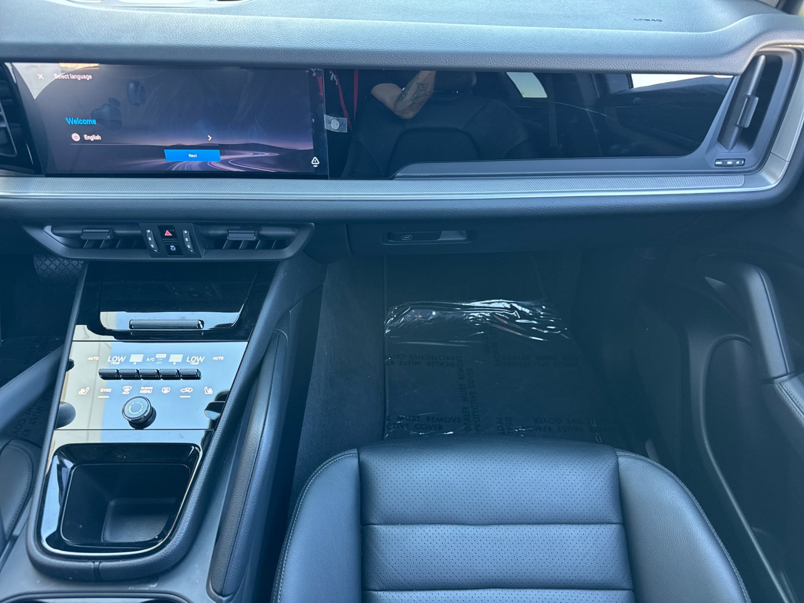 Certified 2026 Porsche Cayenne AWD/4WD image 26