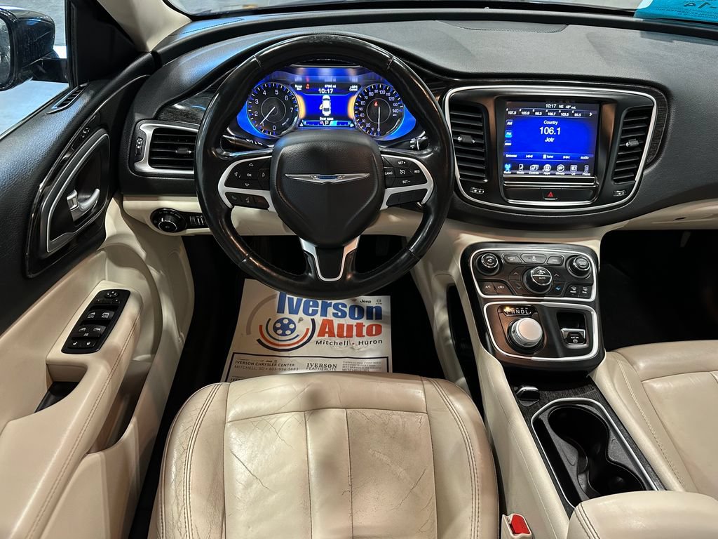 Used 2016 Chrysler 200 C FWD image 27