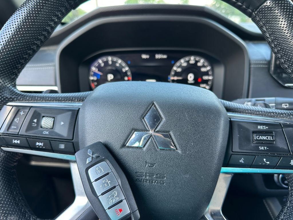 Used 2023 Mitsubishi Outlander SEL Black Edition AWD/4WD image 15