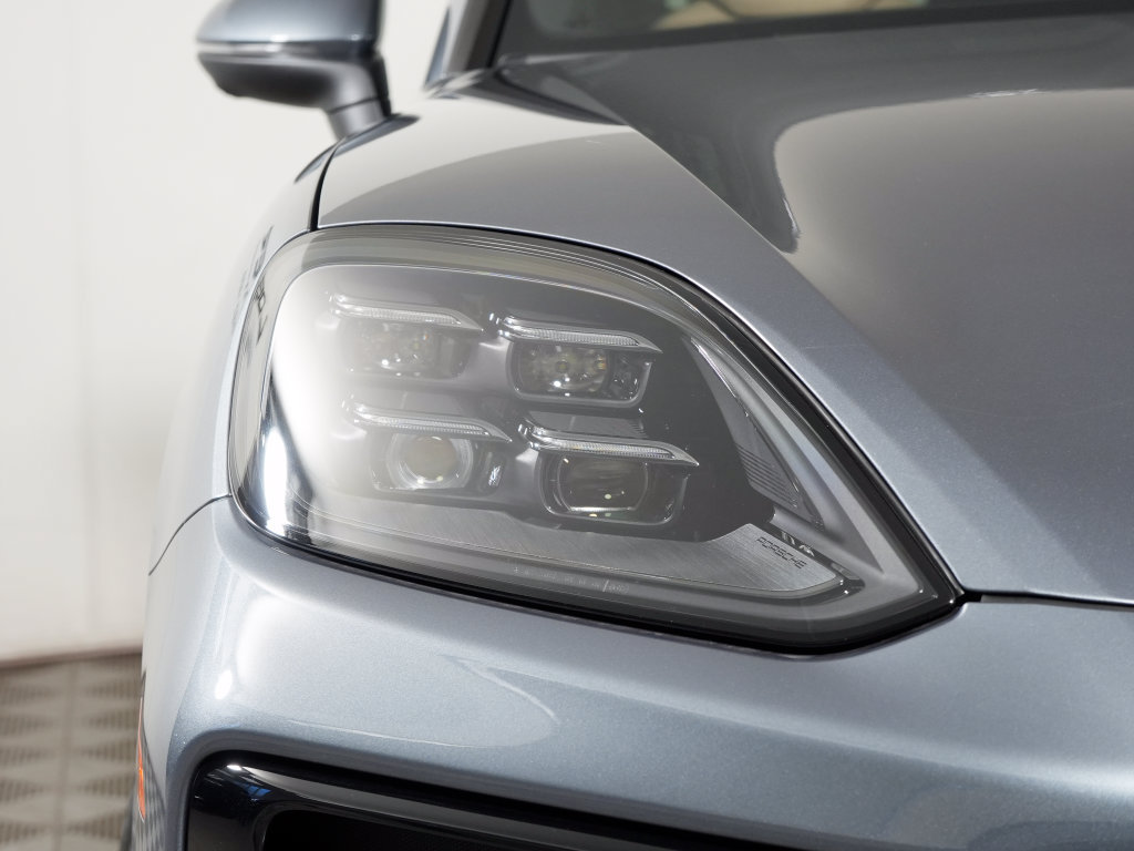New 2026 Porsche Cayenne AWD/4WD image 11