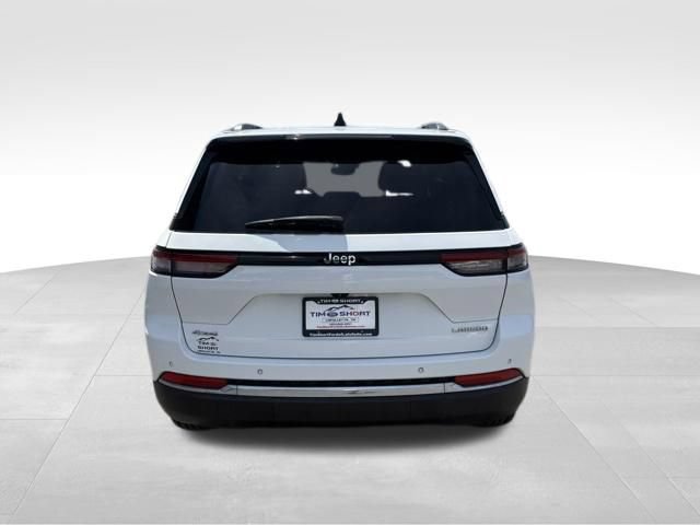 Used 2023 Jeep Grand Cherokee Laredo AWD/4WD image 8