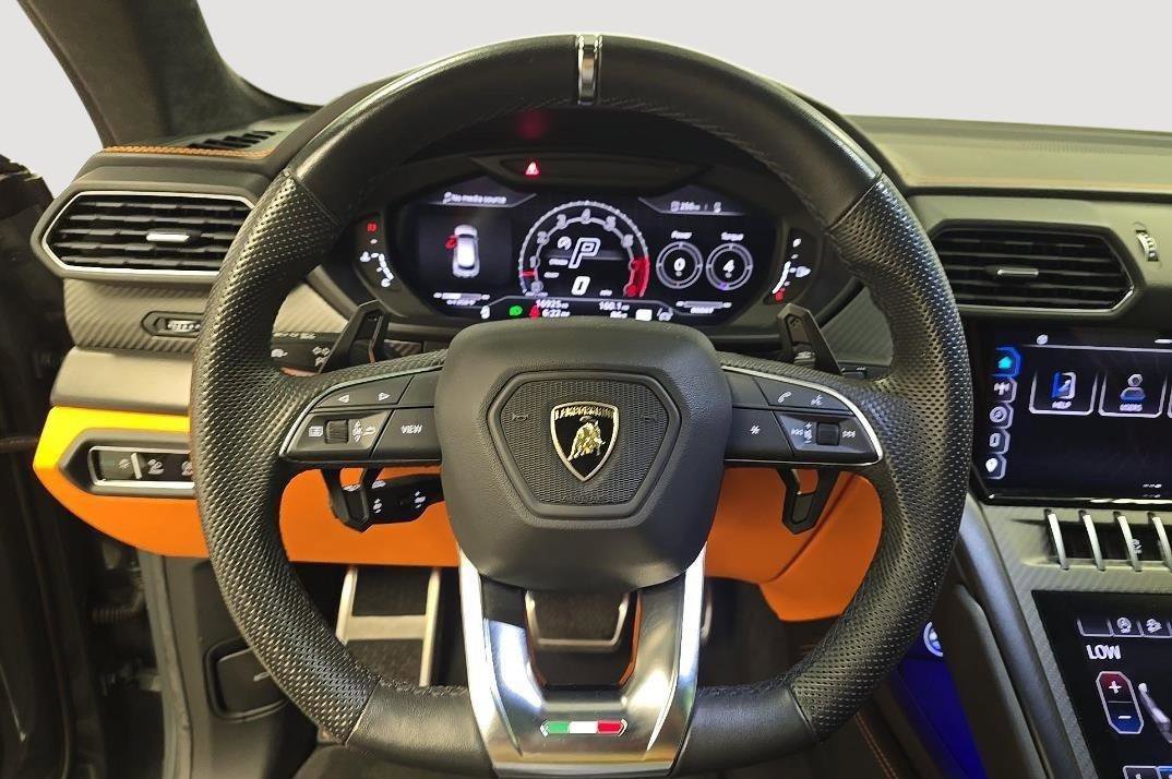 Used 2023 Lamborghini Urus S AWD/4WD image 8