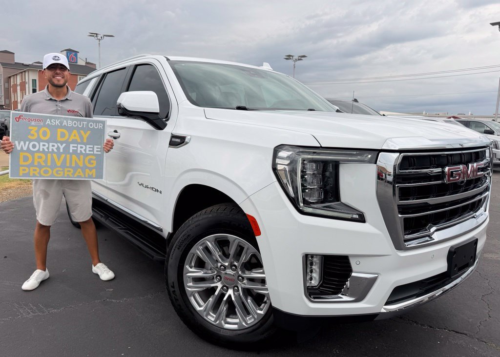 Used 2024 GMC Yukon SLT w/ SLT Luxury Package