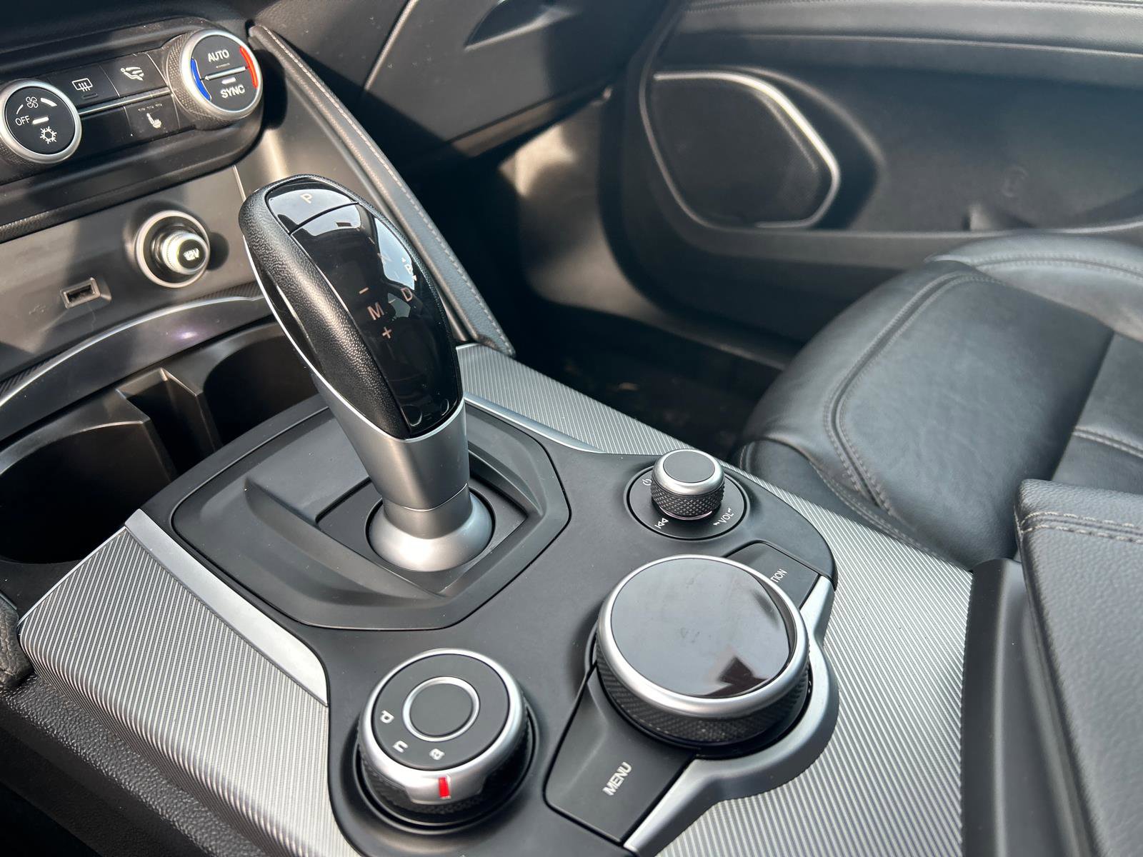 Used 2018 Alfa Romeo Stelvio Sport w/ Quick Order Package 22J Sport image 19