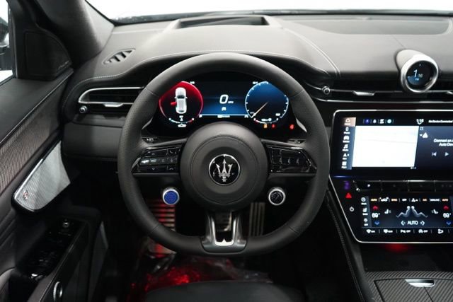 New 2025 Maserati Grecale Trofeo image 12