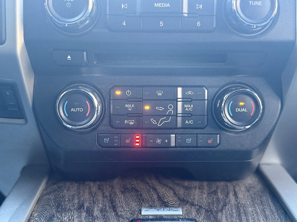 Used 2017 Ford F250 Lariat w/ Lariat Value Package image 24