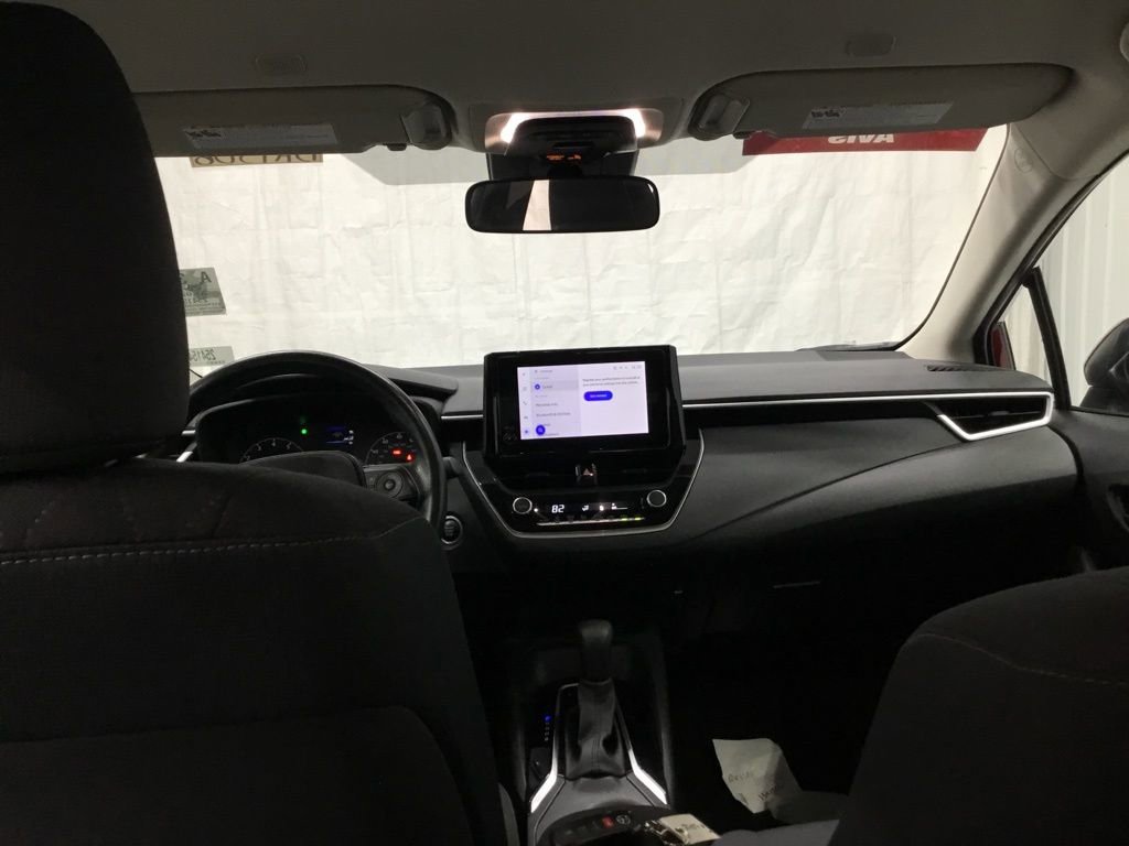 Used 2024 Toyota Corolla LE w/ LE Convenience Package image 27