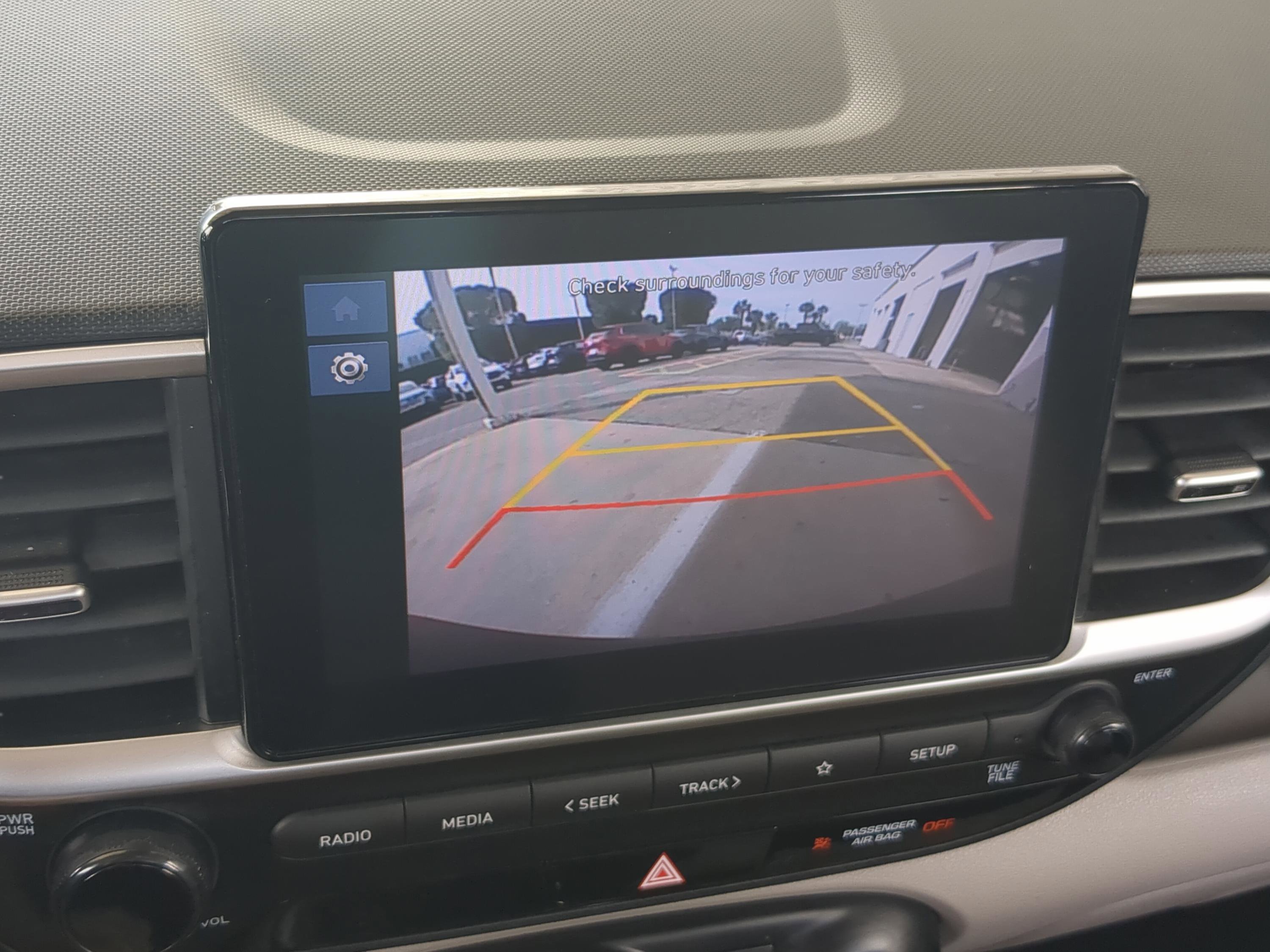 Certified 2023 Hyundai Venue SEL image 20