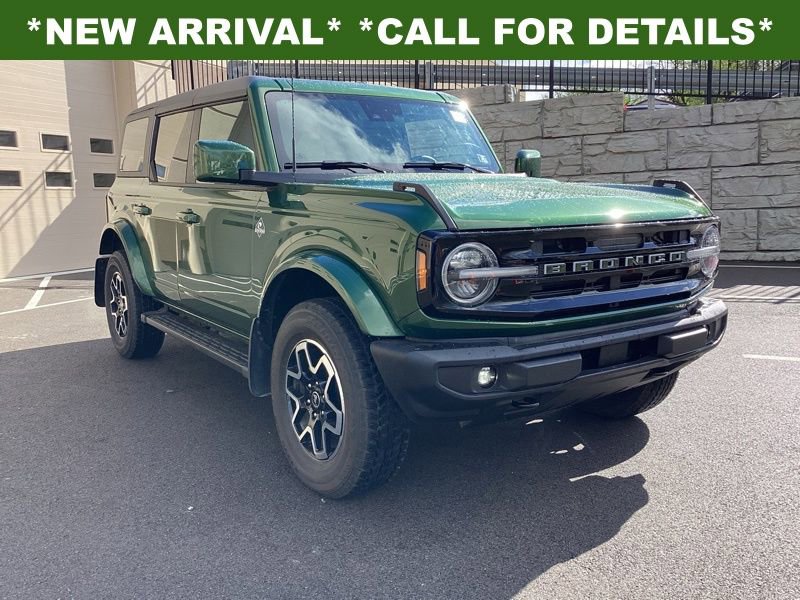 Used 2024 Ford Bronco Outer Banks AWD/4WD image 1