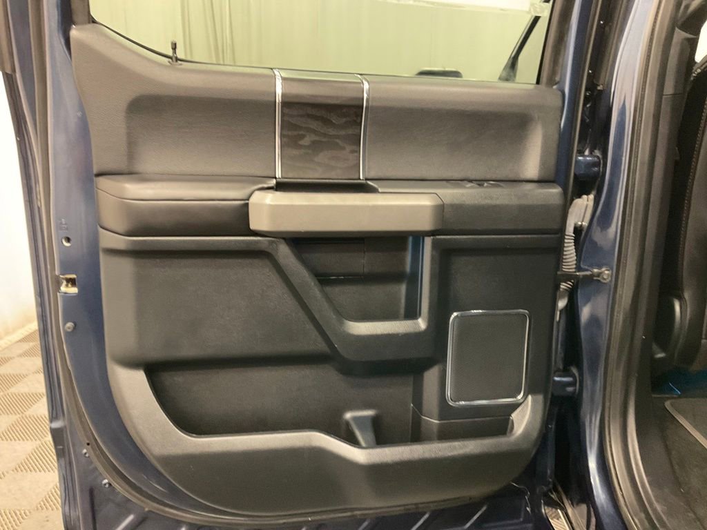 Used 2018 Ford F150 Platinum w/ Equipment Group 701A Luxury AWD/4WD image 30