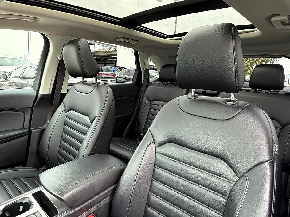Certified 2022 Ford Edge SEL w/ Convenience Package AWD/4WD image 24