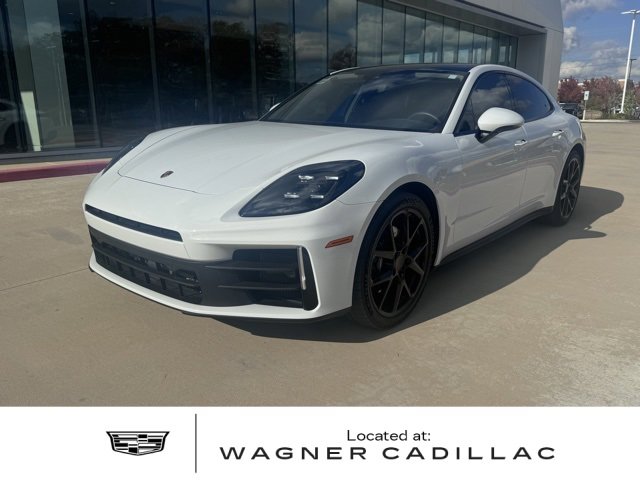 Used 2024 Porsche Panamera 4 image 1