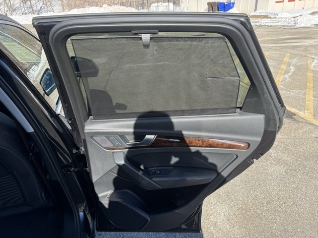 Used 2018 Audi Q5 2.0T Premium Plus w/ Premium Plus Package image 15