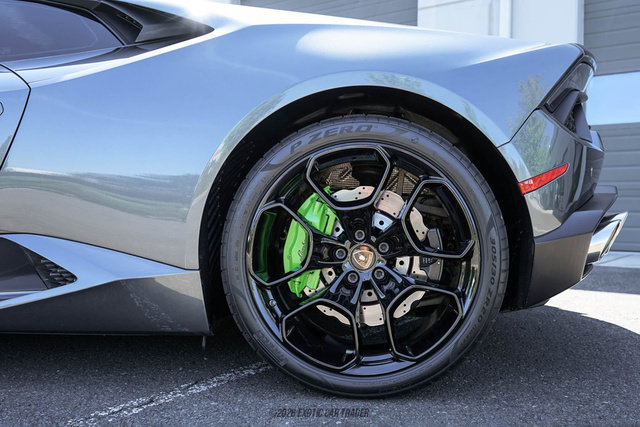 Used 2017 Lamborghini Huracan LP 580-2 RWD image 5