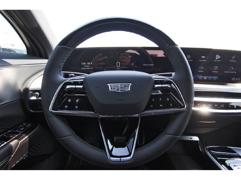 New 2027 Cadillac Vistiq Luxury AWD/4WD image 13