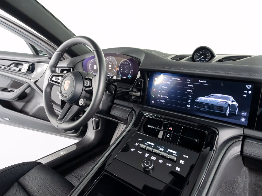 Certified 2026 Porsche Panamera 4 AWD/4WD image 34