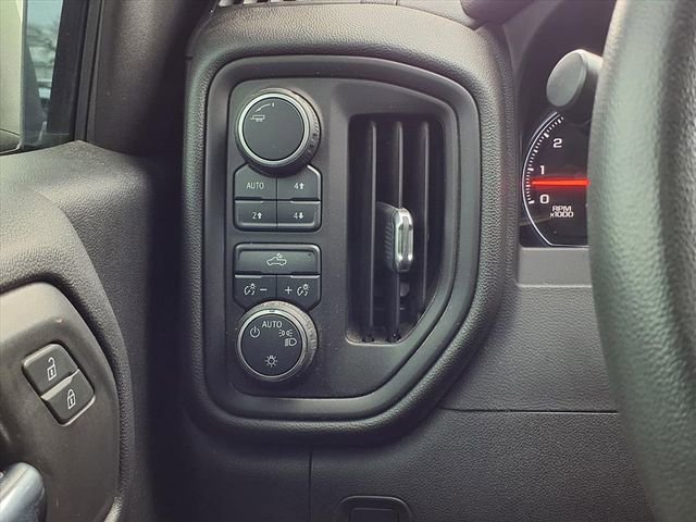 Used 2020 Chevrolet Silverado 1500 Custom Trail Boss w/ Custom Convenience Package image 14