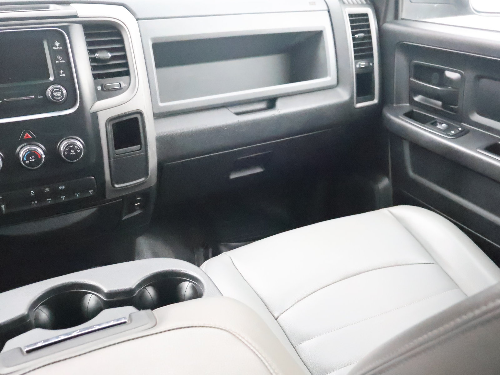 Used 2015 RAM 5500 Tradesman w/ Max Tow Package AWD/4WD image 25