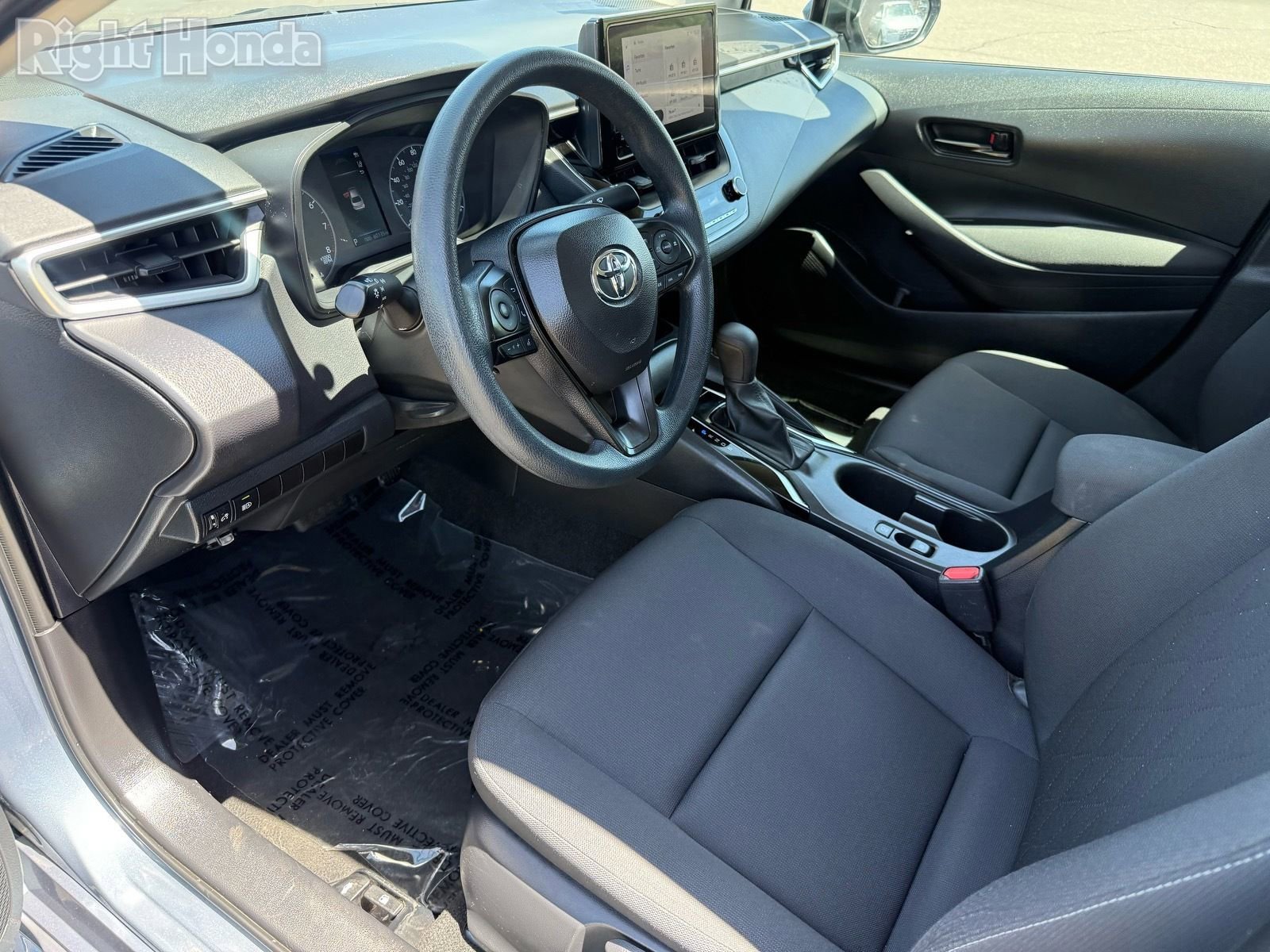Used 2024 Toyota Corolla LE FWD image 12