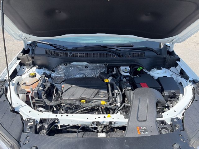 Used 2025 Chevrolet Trax LT w/ LT Convenience Package FWD image 21