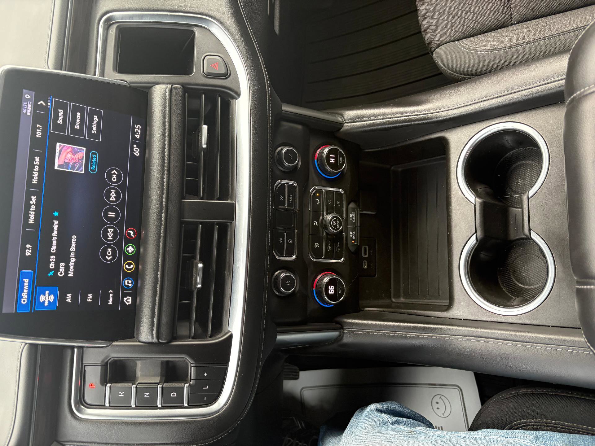 Used 2021 Chevrolet Tahoe LS image 25