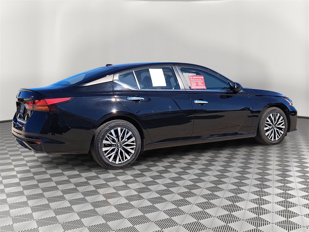 Certified 2023 Nissan Altima 2.5 SV image 3