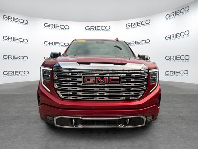 Used 2024 GMC Sierra 1500 Denali w/ Technology Package AWD/4WD image 2