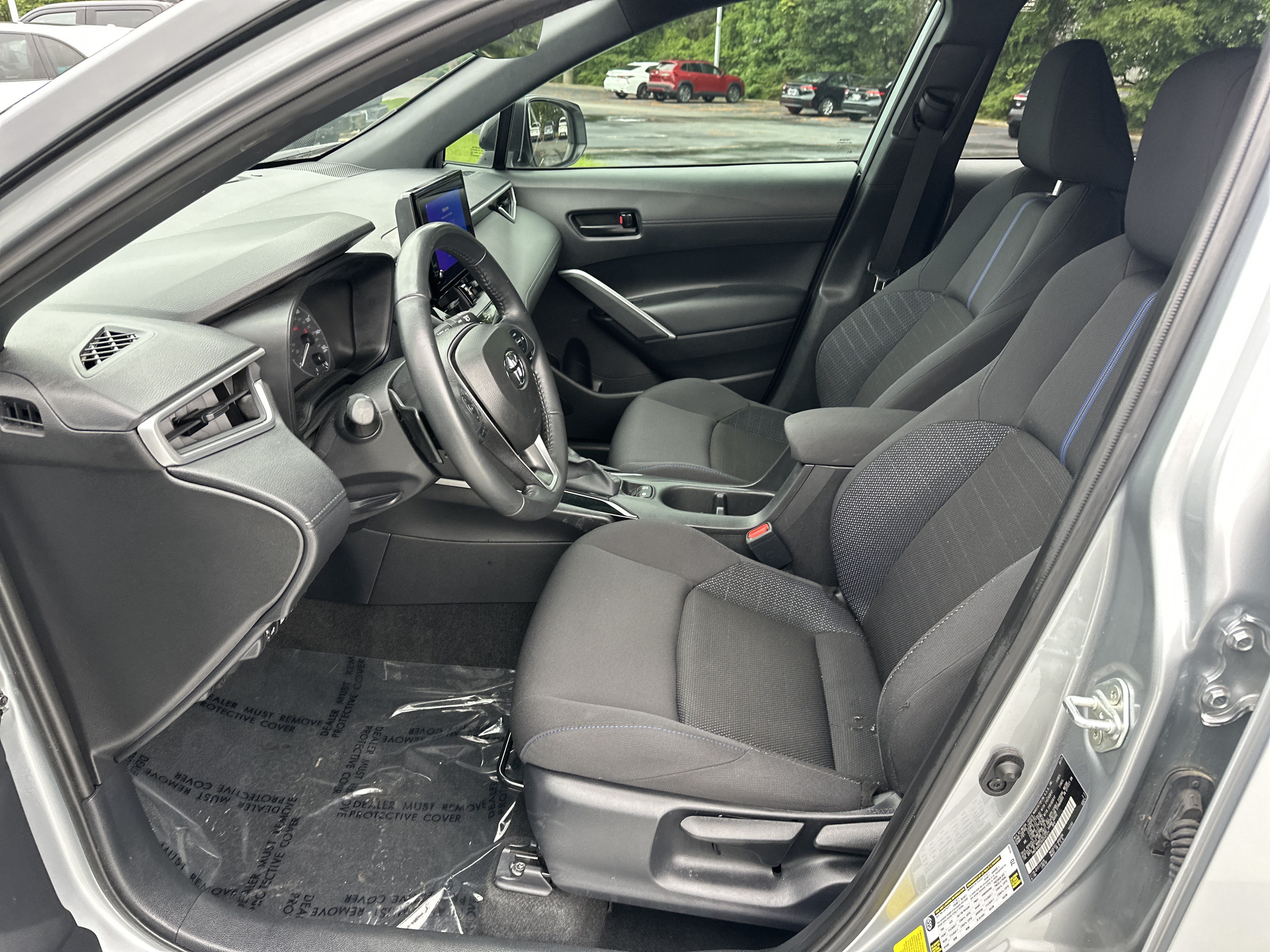 Used 2024 Toyota Corolla Cross AWD Hybrid image 16