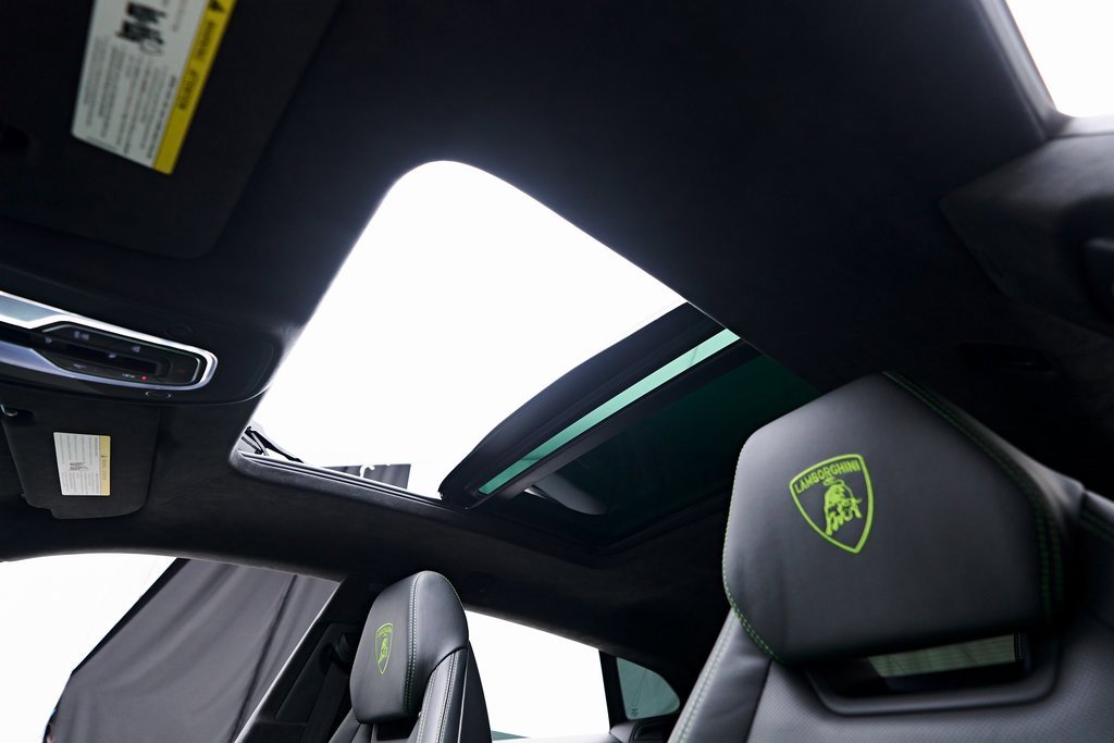 Used 2022 Lamborghini Urus image 57