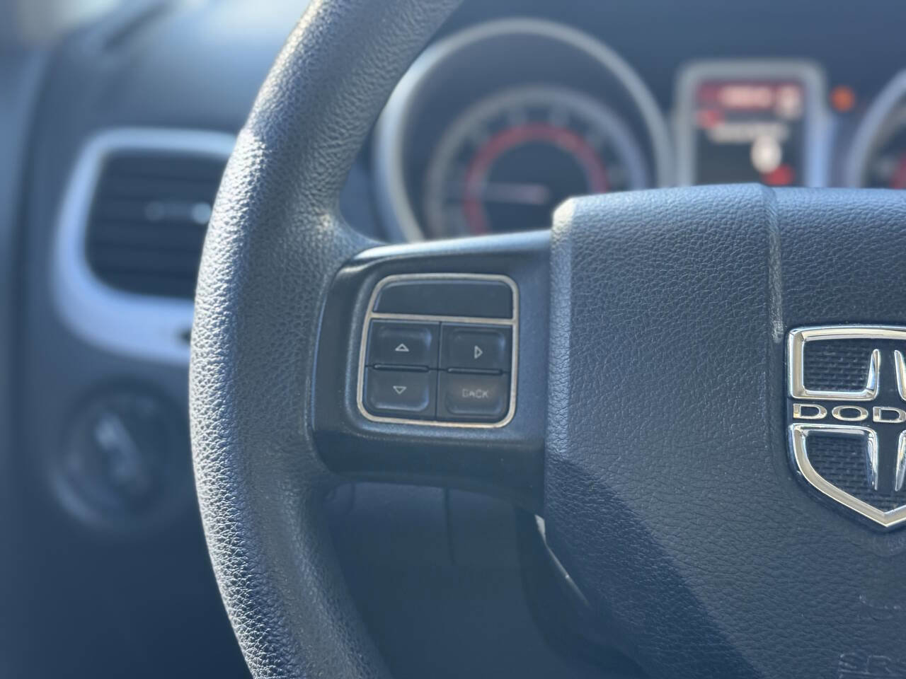 Used 2014 Dodge Journey SXT image 25