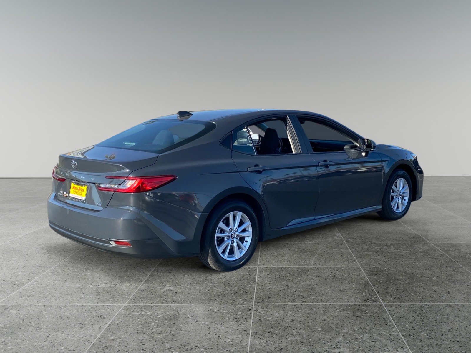 Used 2025 Toyota Camry LE w/ Convenience Package AWD/4WD image 5