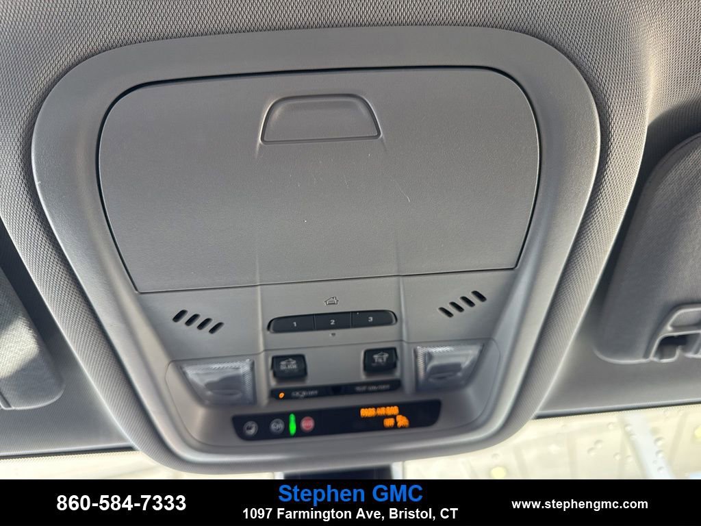 Used 2023 GMC Acadia AT4 w/ Technology Package image 23