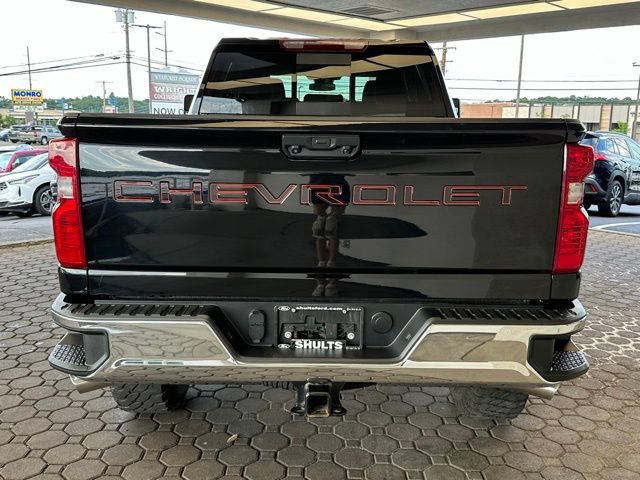 Used 2024 Chevrolet Silverado 2500 LT w/ Convenience Package AWD/4WD image 5