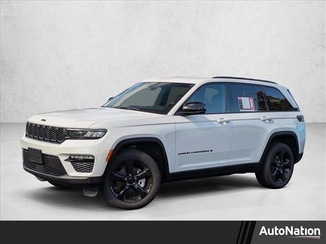 Used 2025 Jeep Grand Cherokee Limited w/ Black Appearance Package