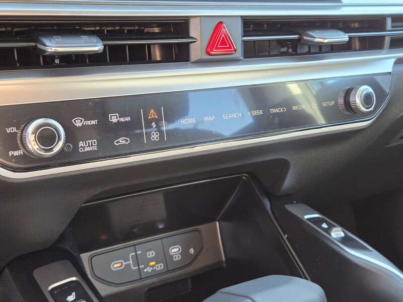 New 2026 Kia Sorento S image 15