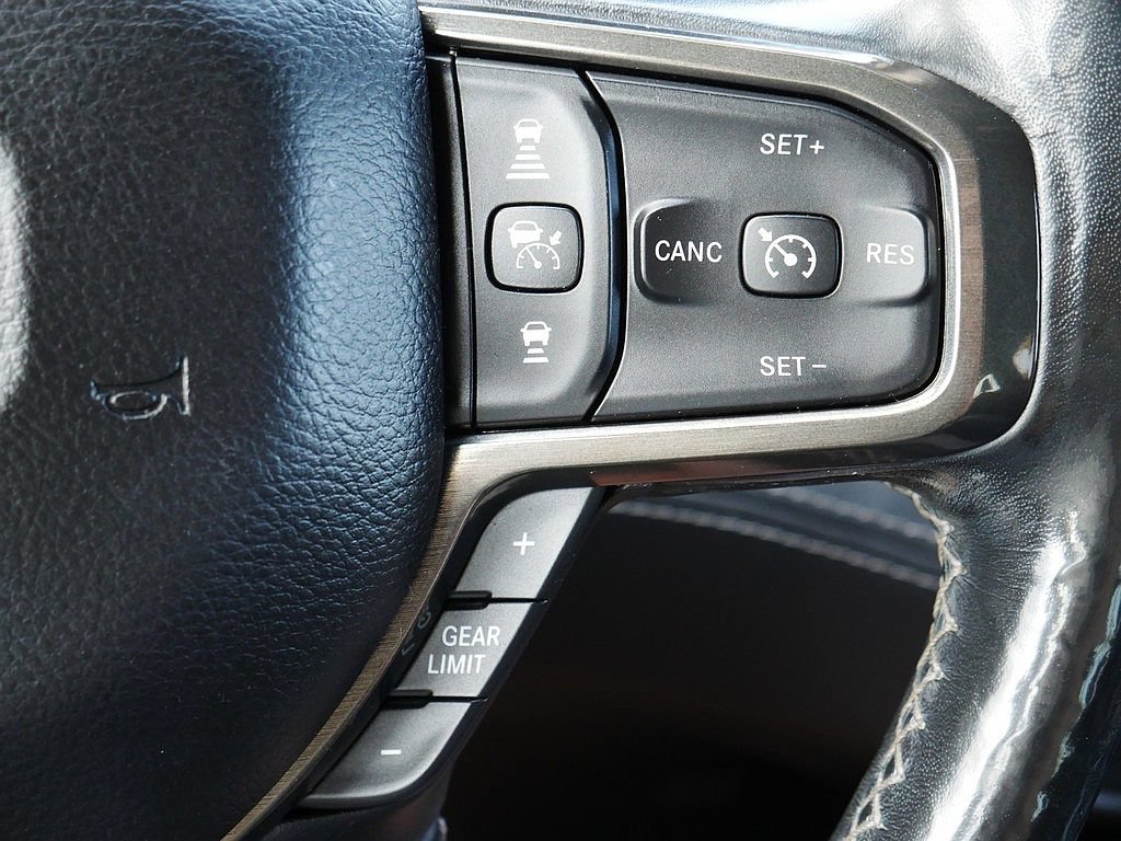 Used 2019 RAM 1500 Limited AWD/4WD image 32